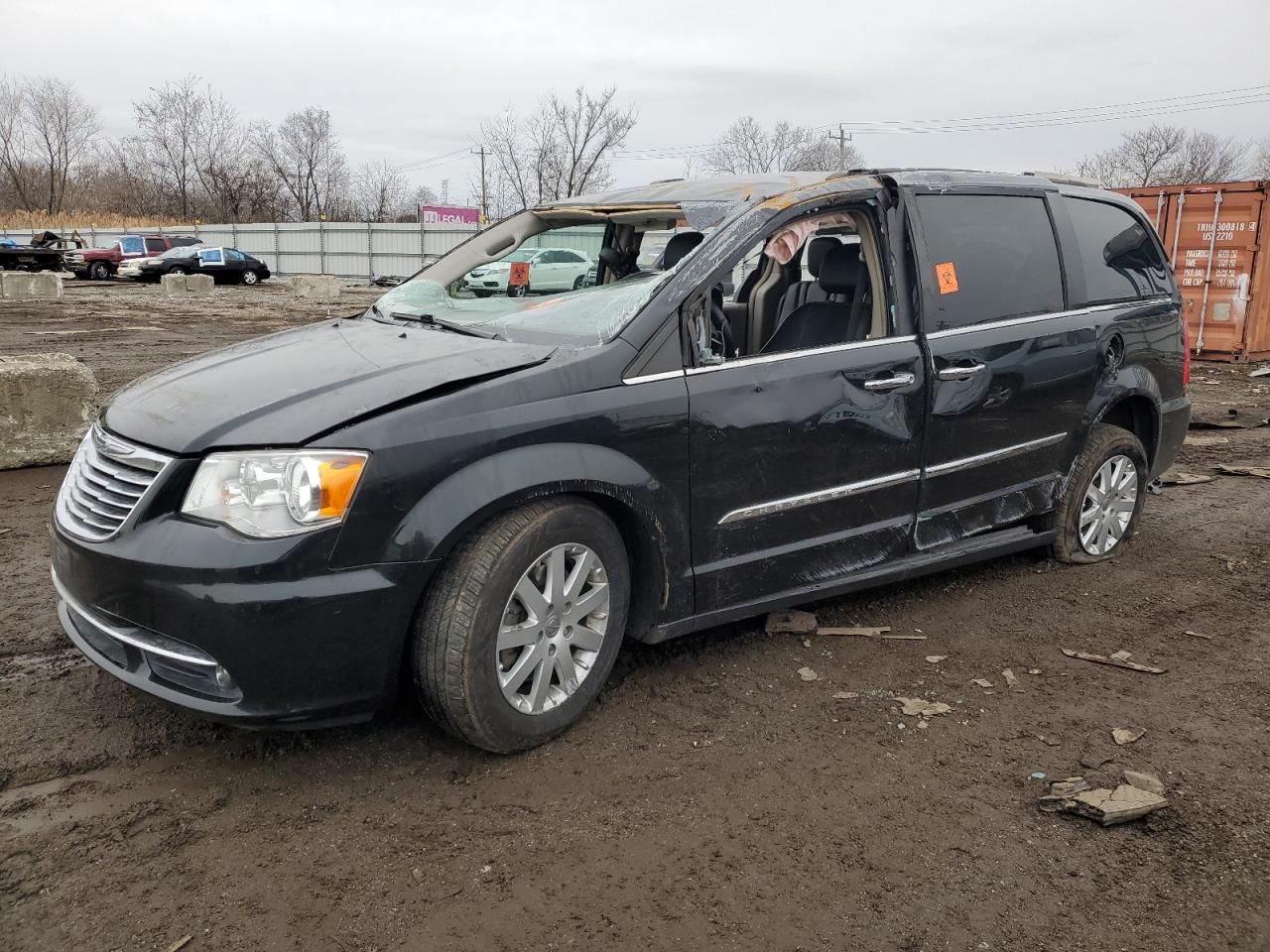 2016 Chrysler Town & Country - Image 1
