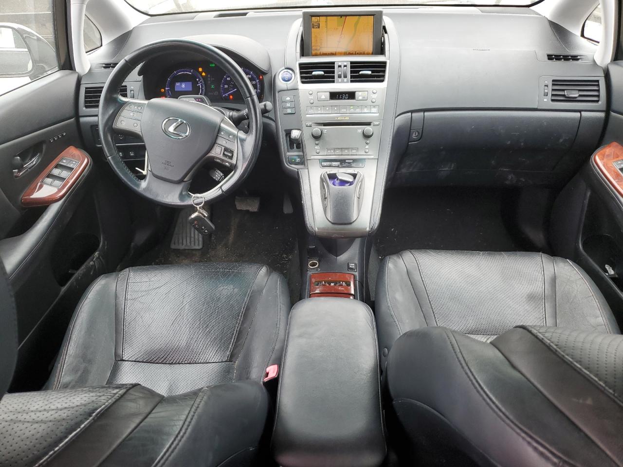 2010 Lexus HS - Image 8