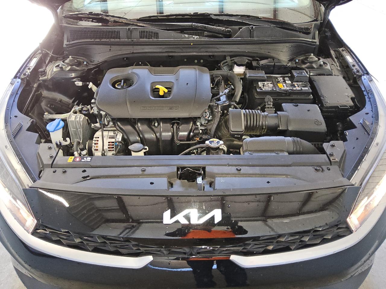 2024 Kia Forte - Image 11