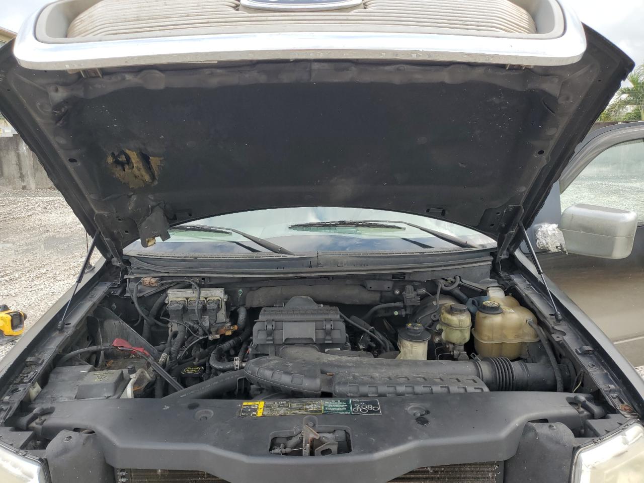 2004 Ford F-150 - Image 11
