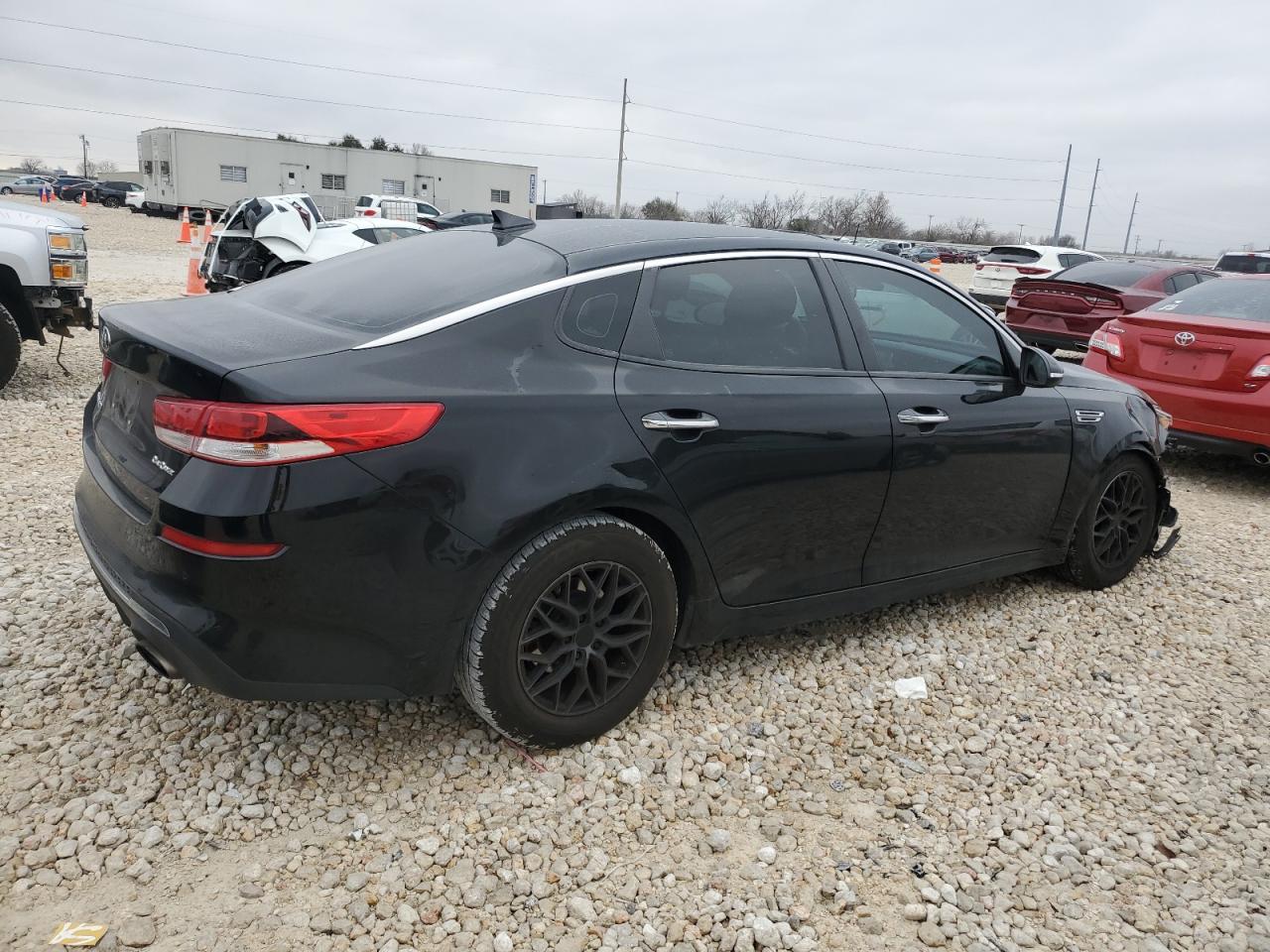 2019 Kia Optima - Image 3