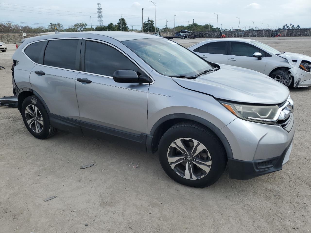 2017 Honda CR-V - Image 4