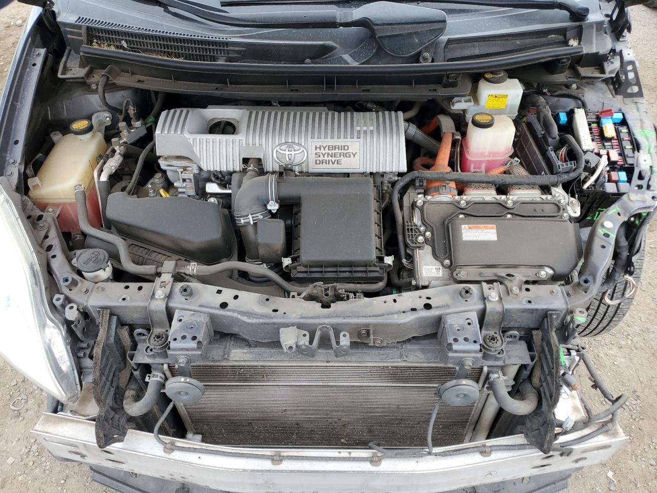 2013 Toyota Prius - Image 11