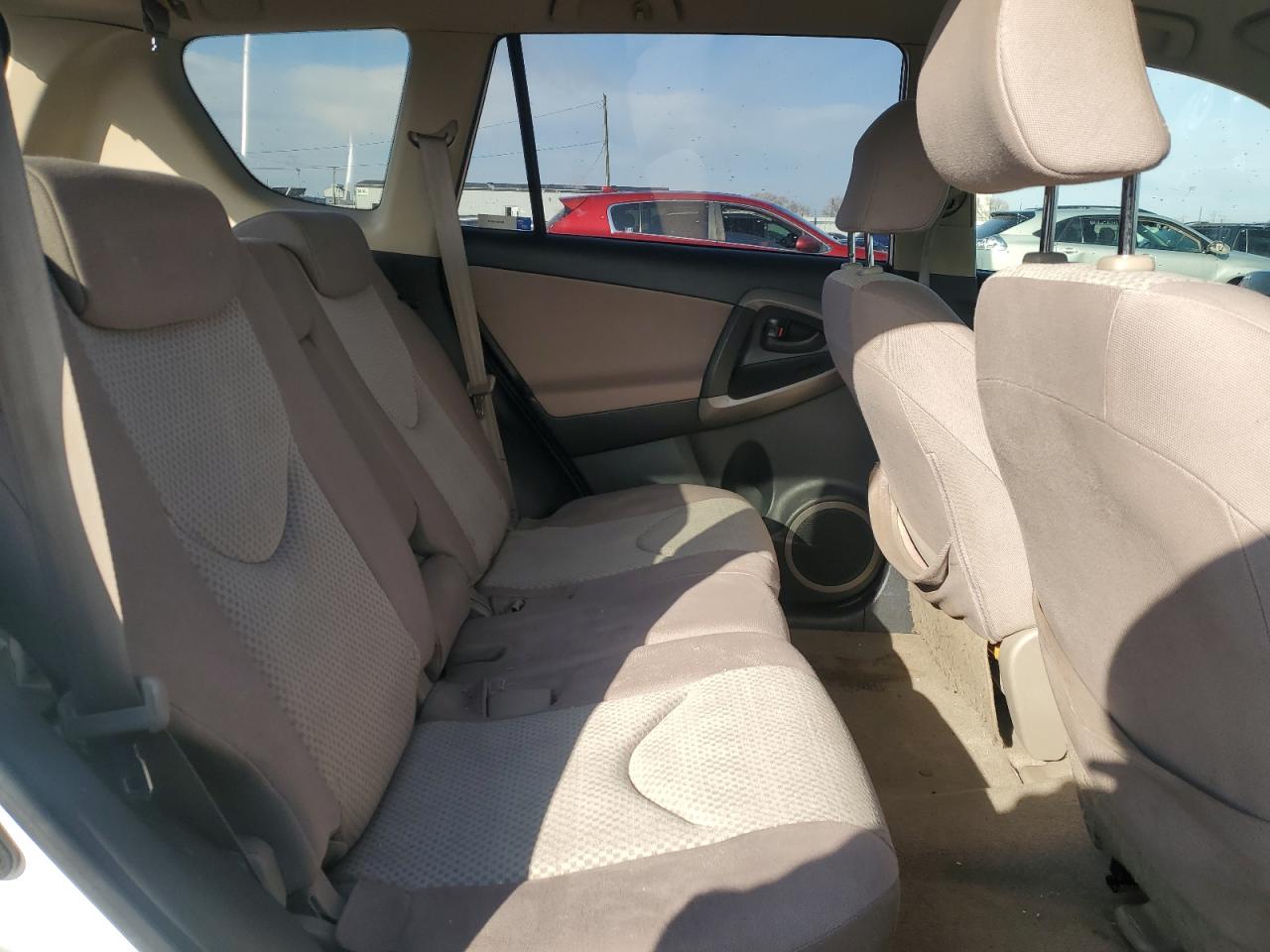 2006 Toyota RAV 4 - Image 11