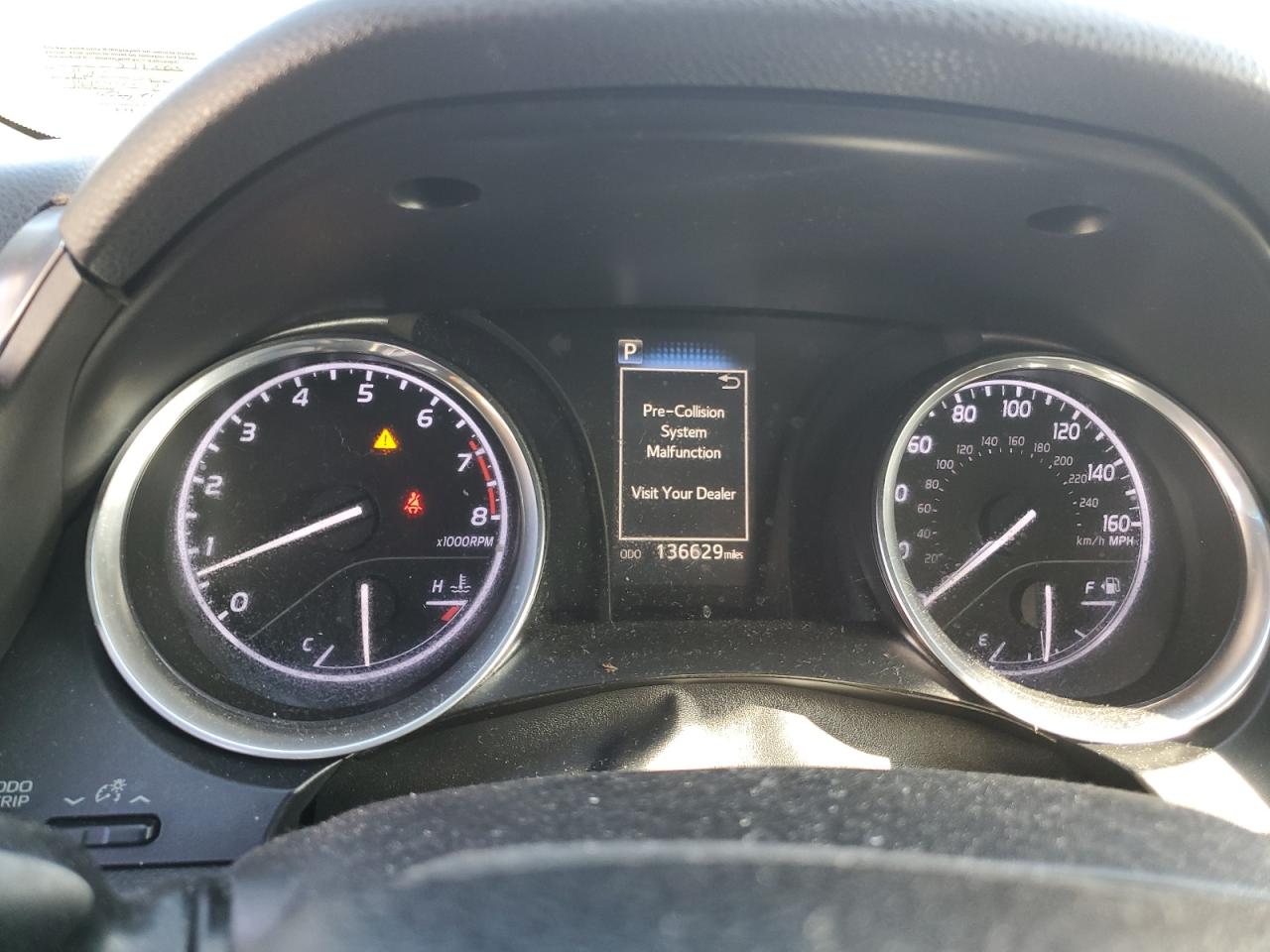 2018 Toyota Camry - Image 9