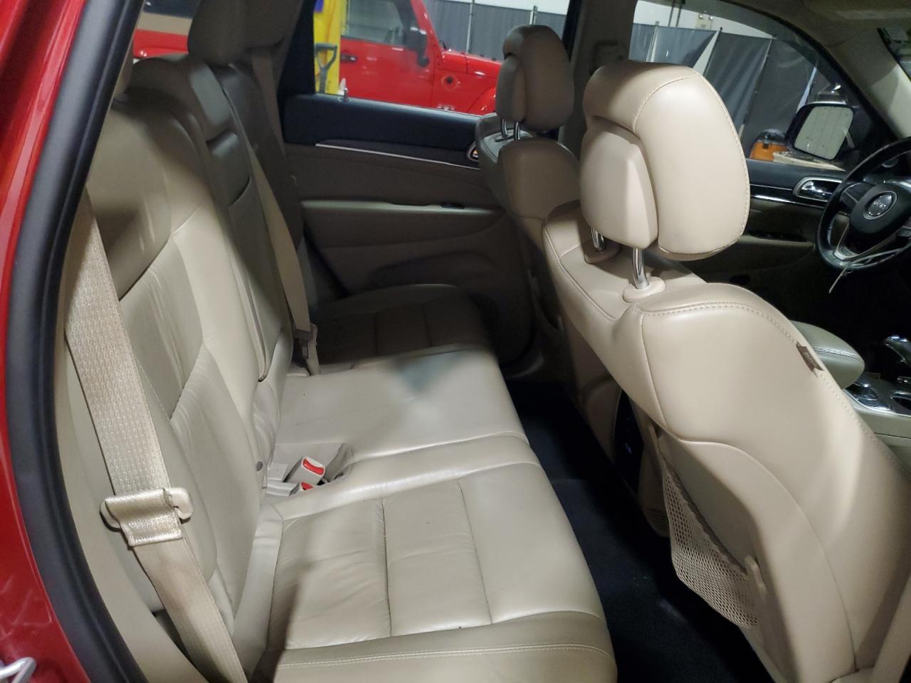 2014 Jeep Grand Cherokee - Image 11