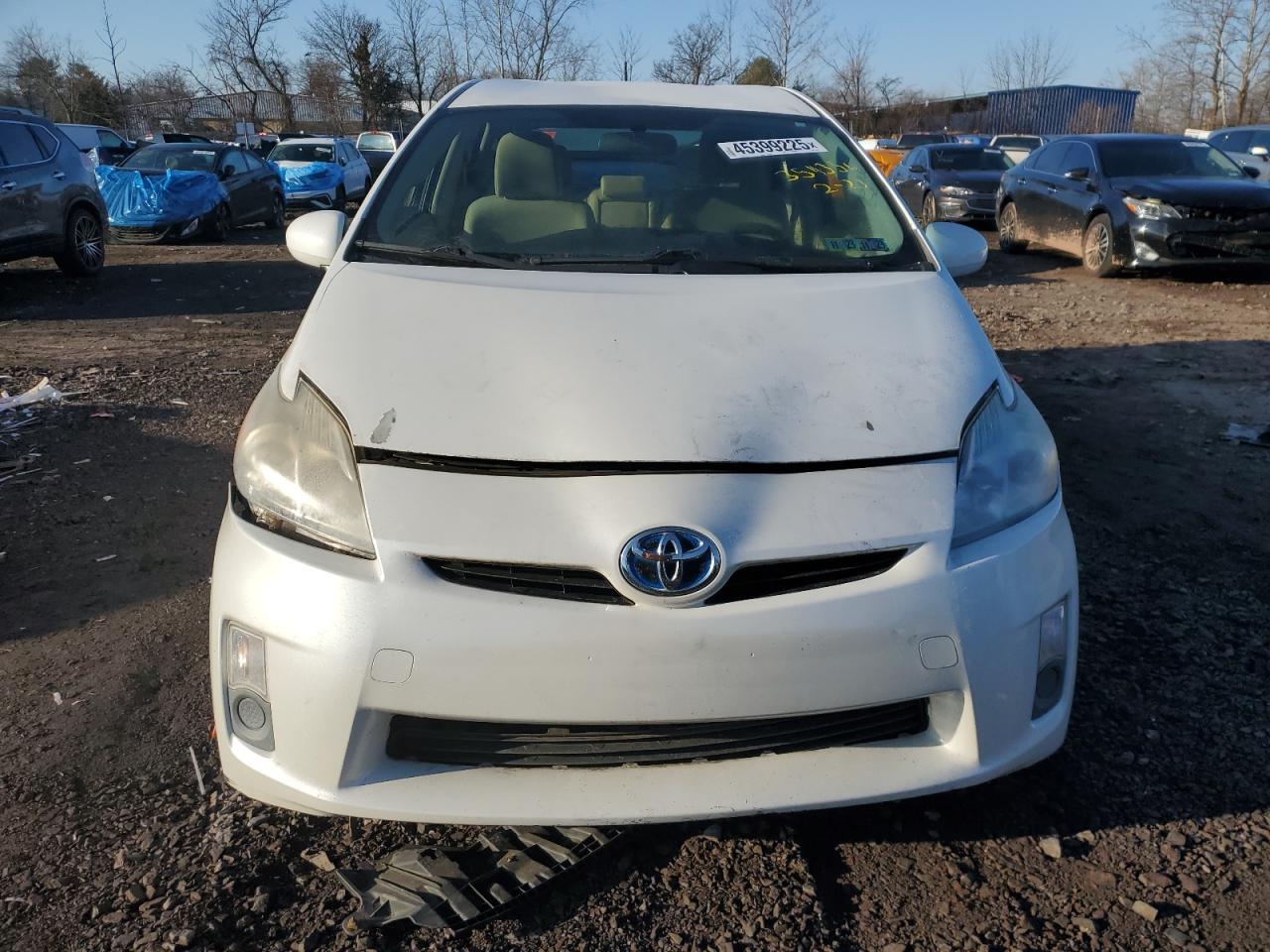 2011 Toyota Prius - Image 5