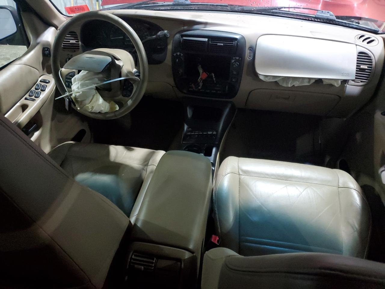 2000 Ford Explorer - Image 8
