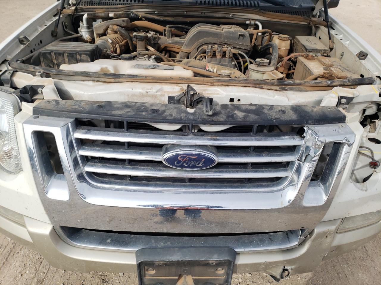 2008 Ford Explorer - Image 12