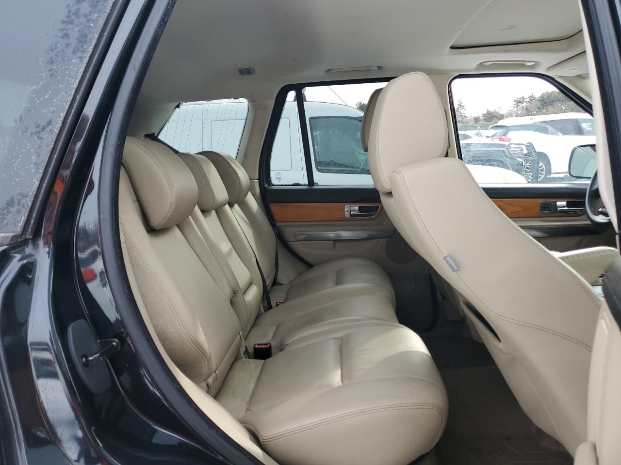 2011 Land Rover Range Rover Sport Hse VIN: SALSF2D47BA715248 Lot: 44057405