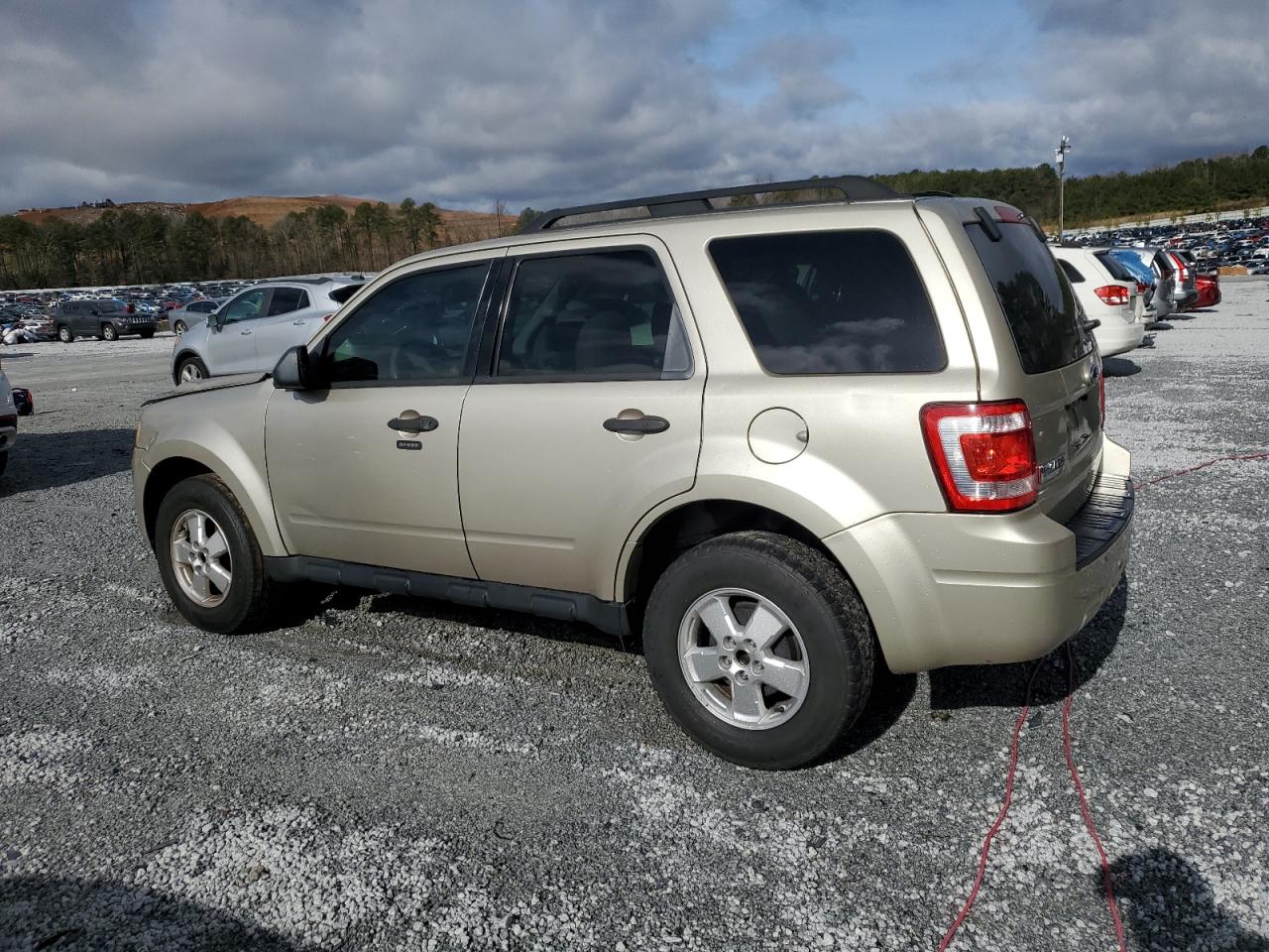 2010 Ford Escape - Image 2