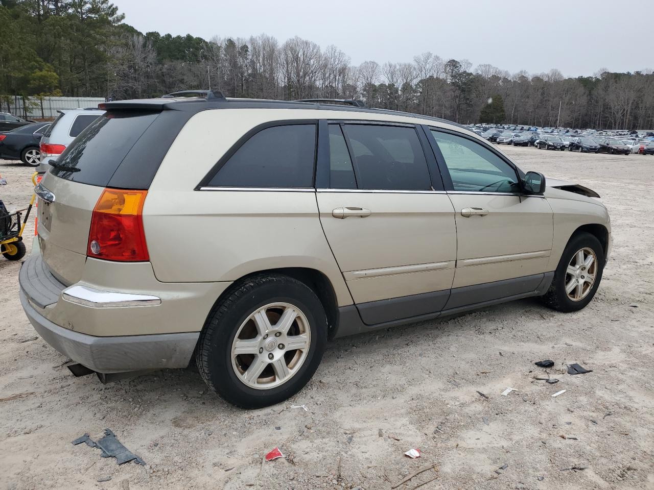 2006 Chrysler Pacifica - Image 3