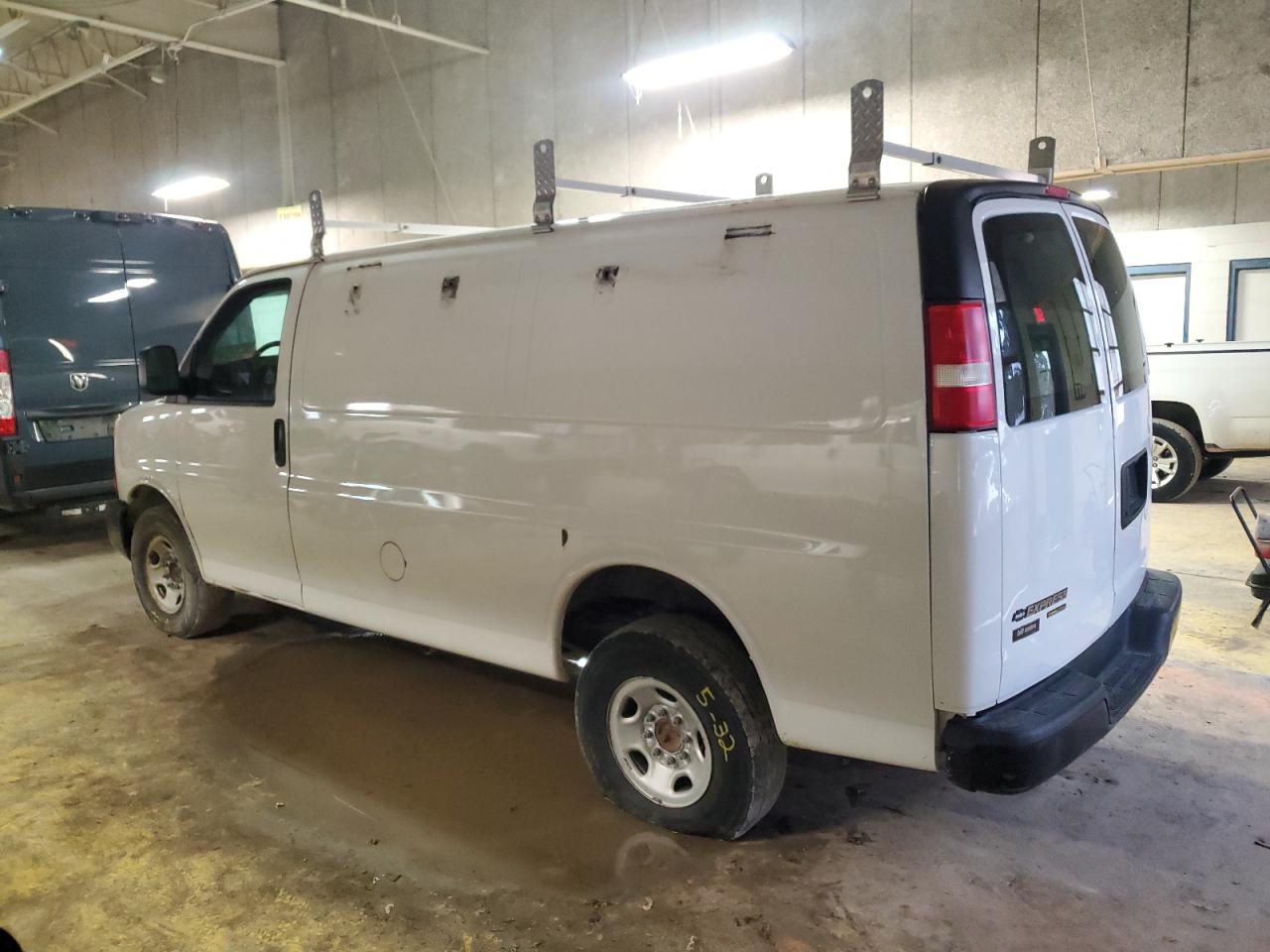 2014 Chevrolet Express - Image 2