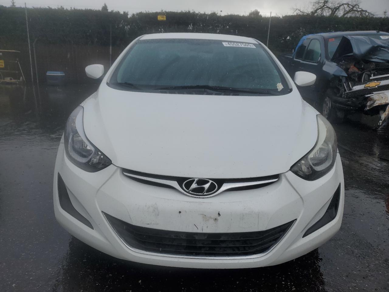 2016 Hyundai Elantra - Image 5
