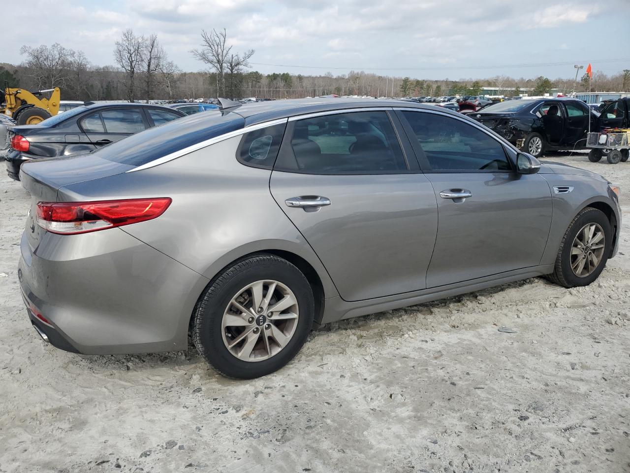 2016 Kia Optima - Image 3