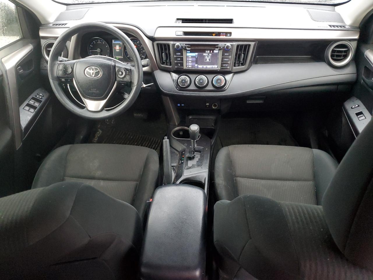 2018 Toyota RAV 4 - Image 8