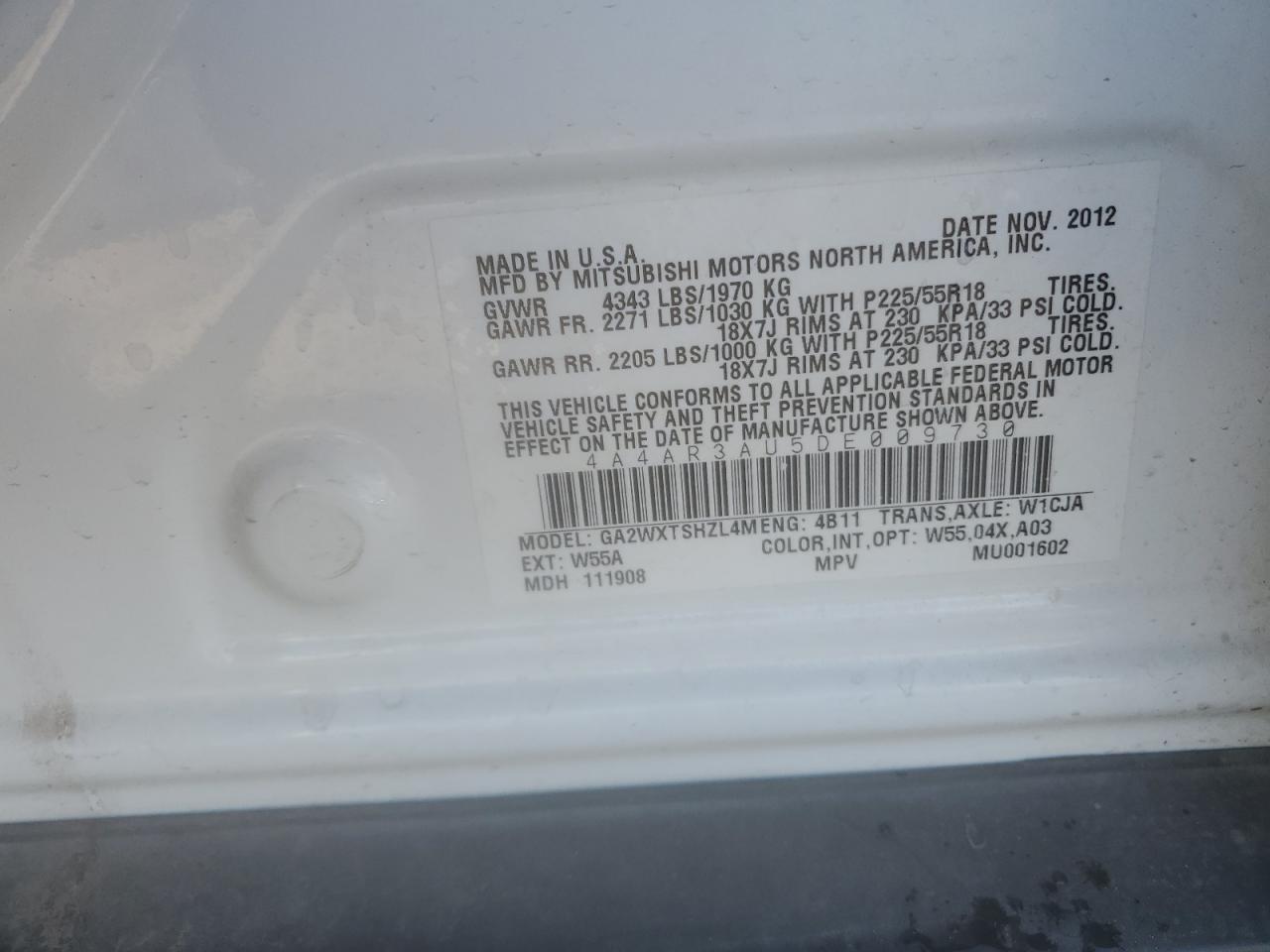 2013 Mitsubishi Outlander - Image 12