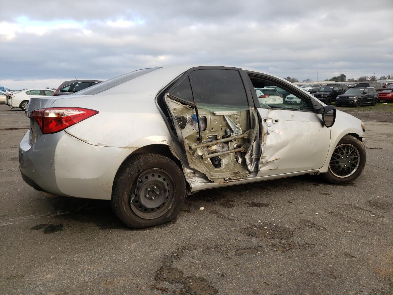 2018 Toyota Corolla - Image 3