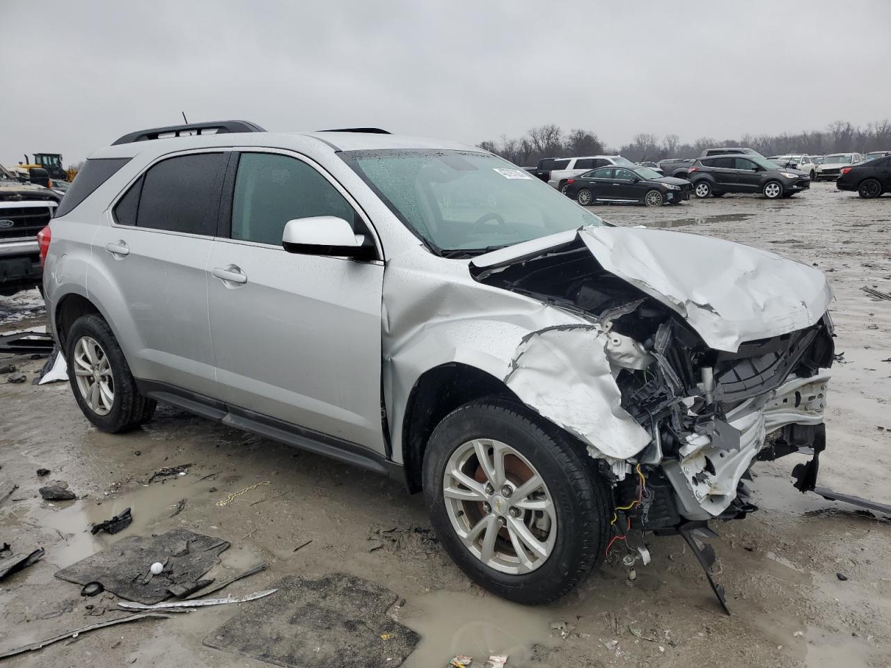 2017 Chevrolet Equinox - Image 4