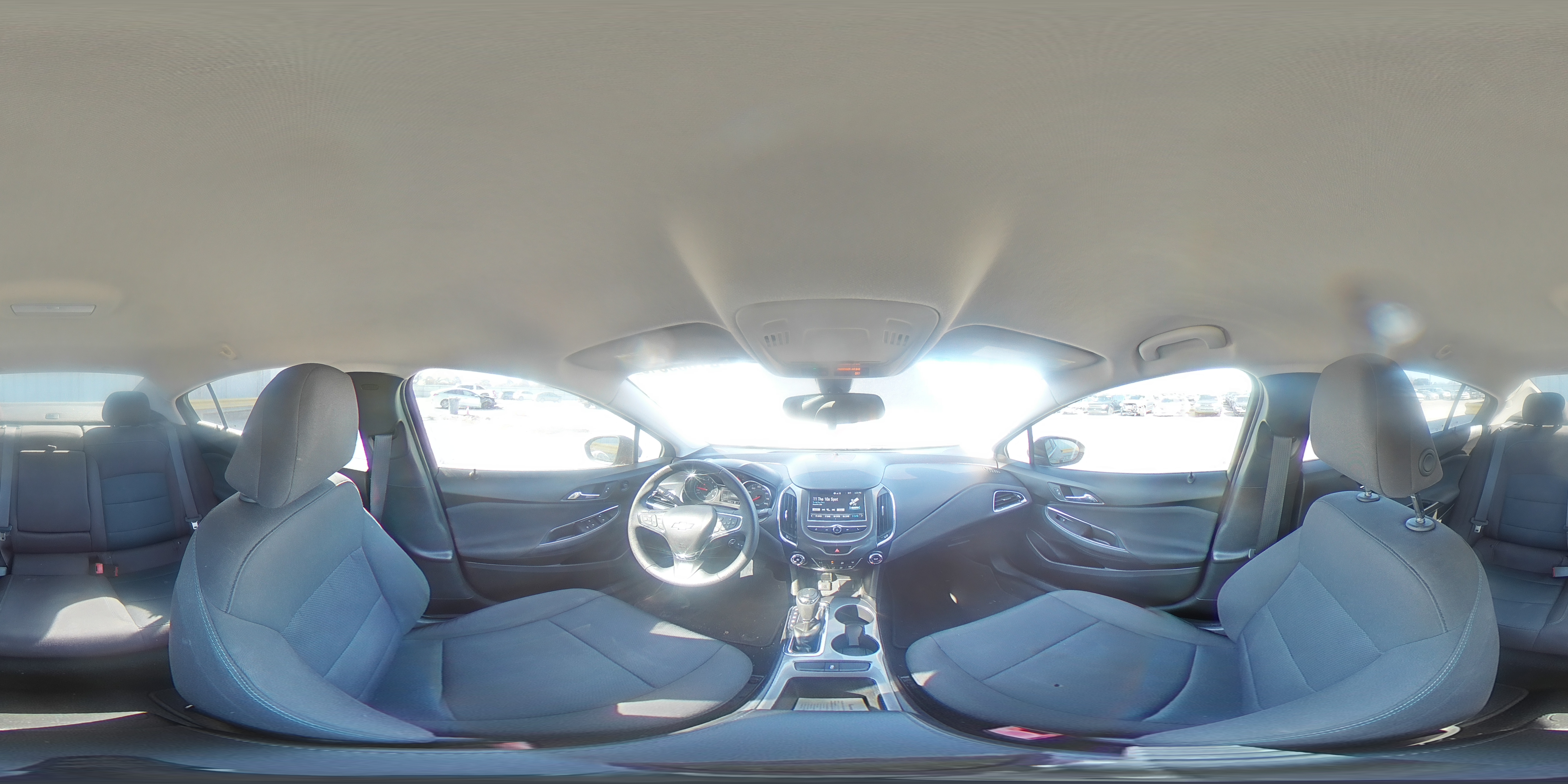 2018 Chevrolet Cruze - Image 12