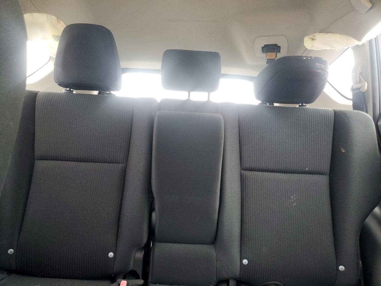 2017 Toyota RAV 4 - Image 10
