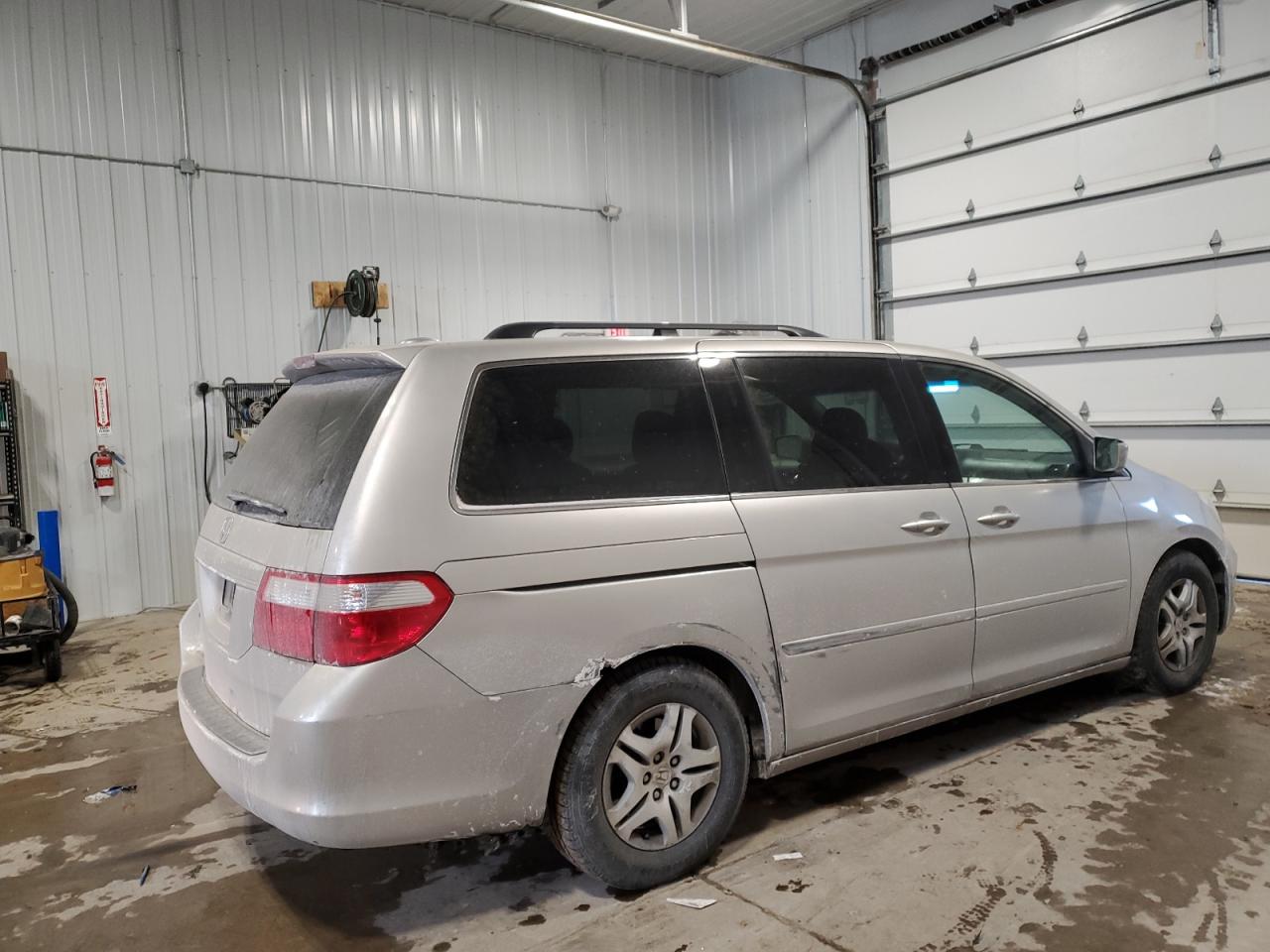 2006 Honda Odyssey - Image 3