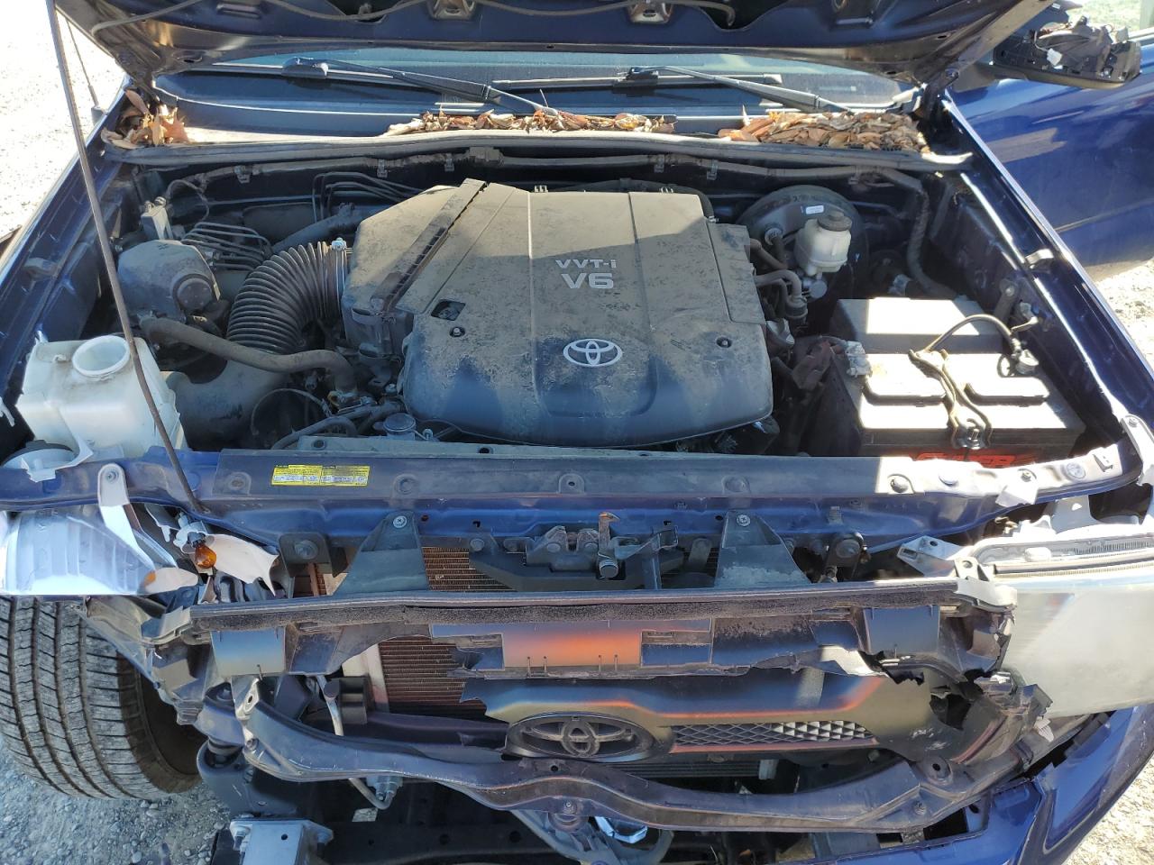 2015 Toyota Tacoma - Image 11