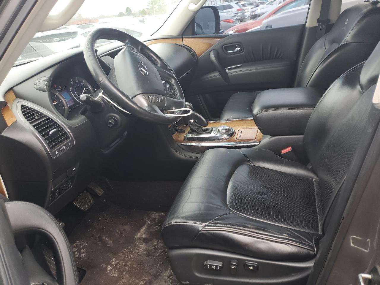 2011 Infiniti QX56 - Image 7