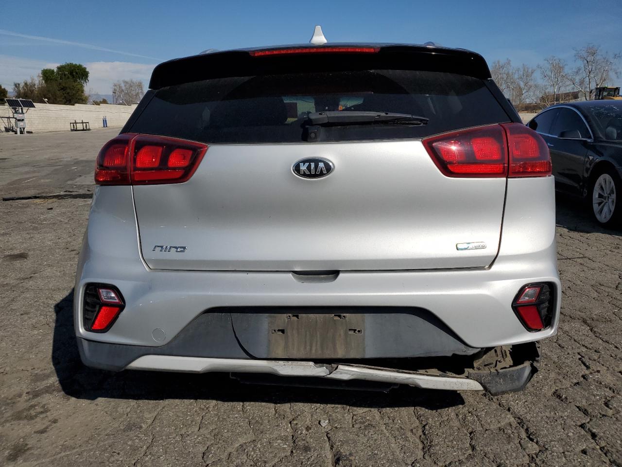 2020 Kia Niro - Image 6
