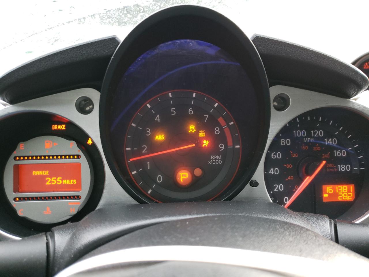 2009 Nissan 370Z - Image 9