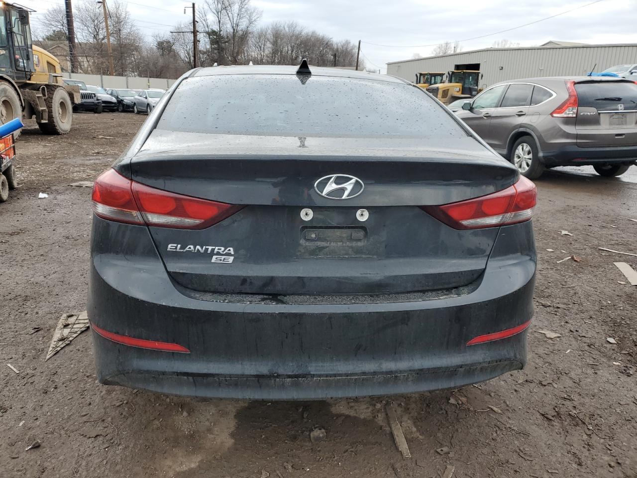 2017 Hyundai Elantra - Image 6