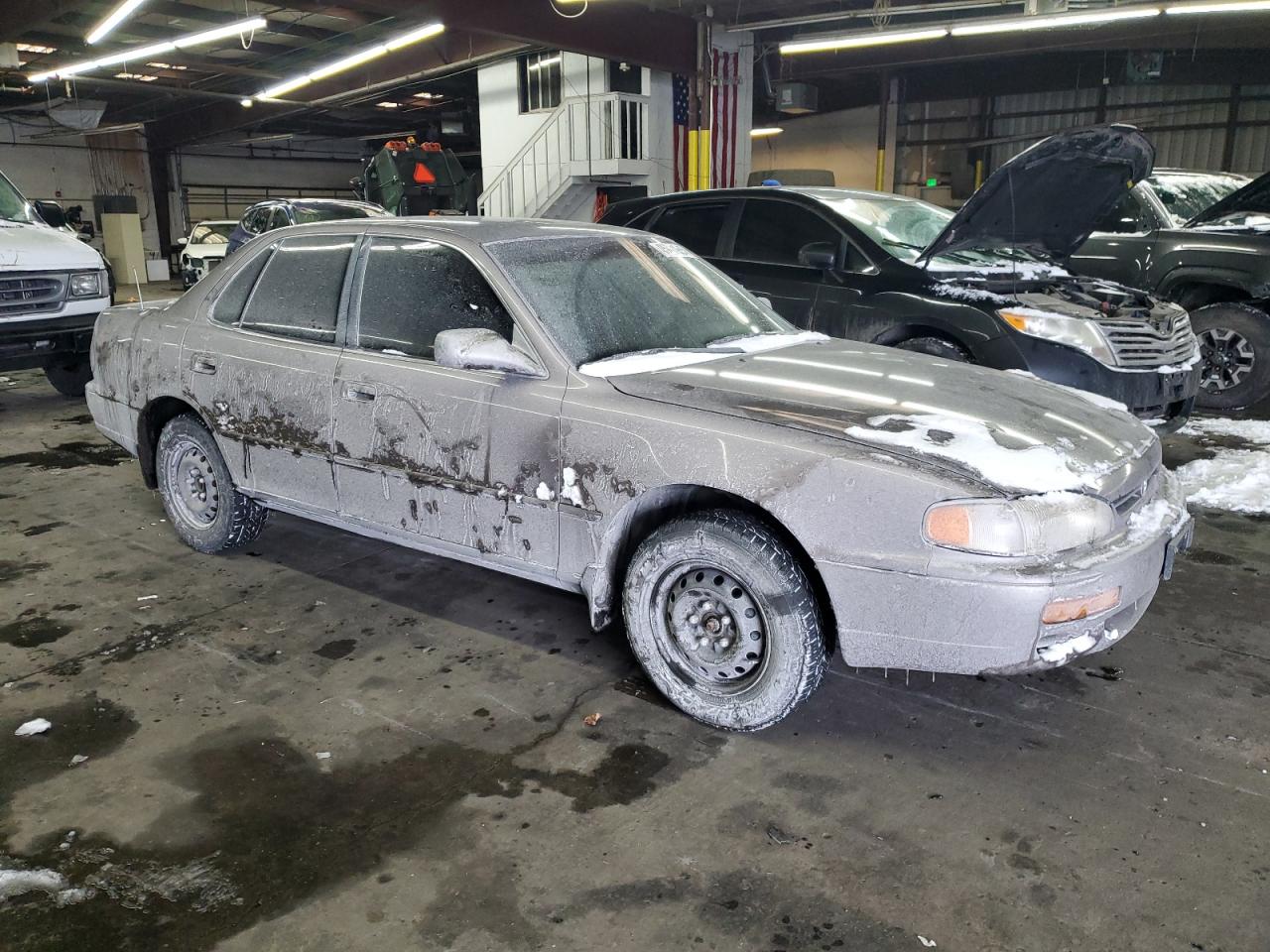 1995 Toyota Camry - Image 4