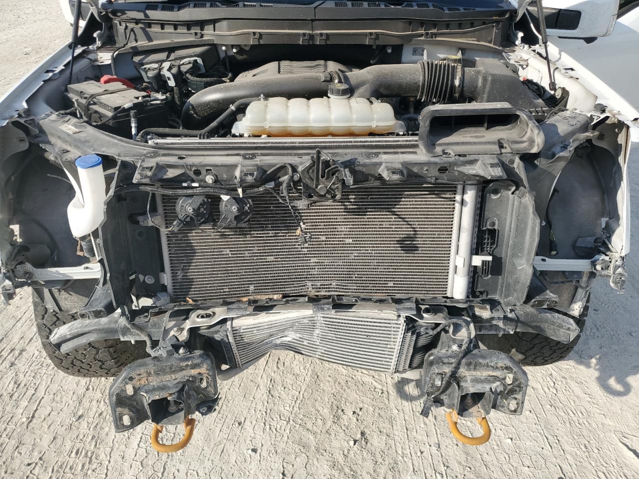 2022 Ford F-150 - Image 11