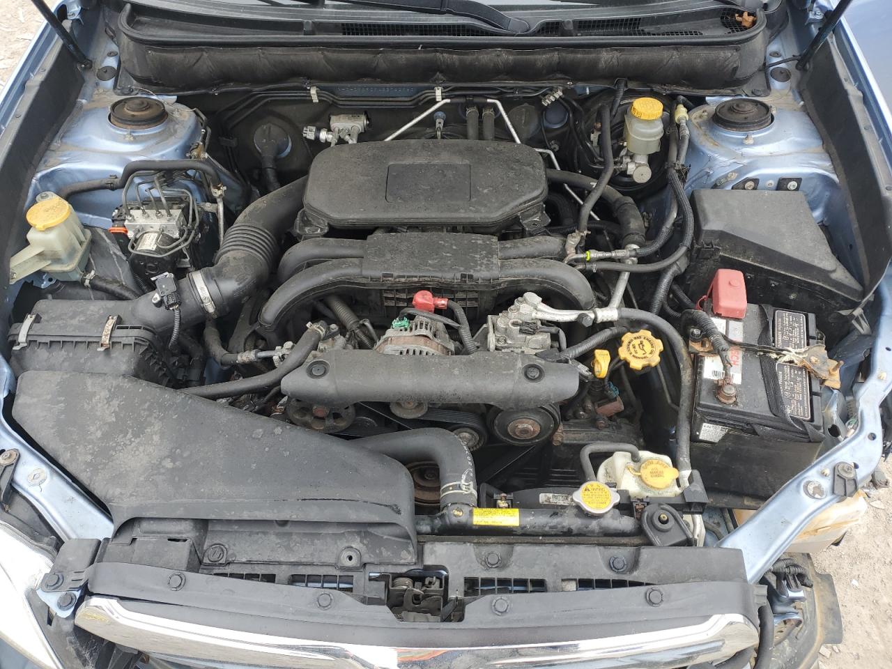 2010 Subaru Outback - Image 12