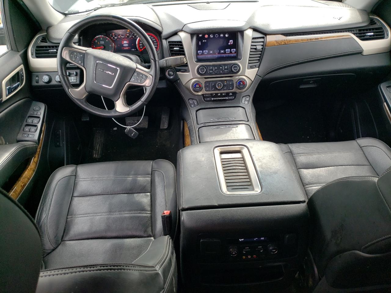 2016 GMC Yukon - Image 8