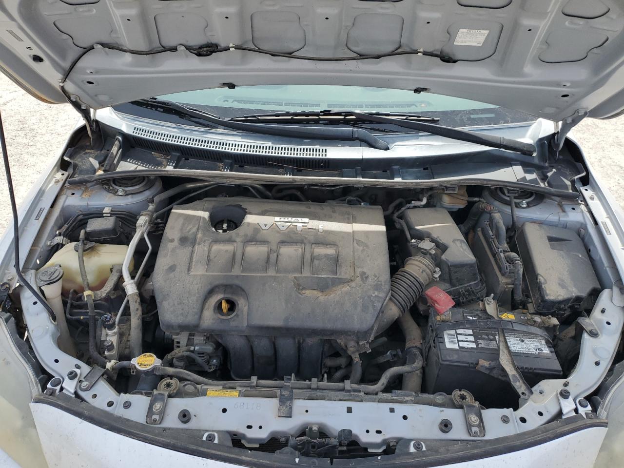 2010 Toyota Corolla - Image 12