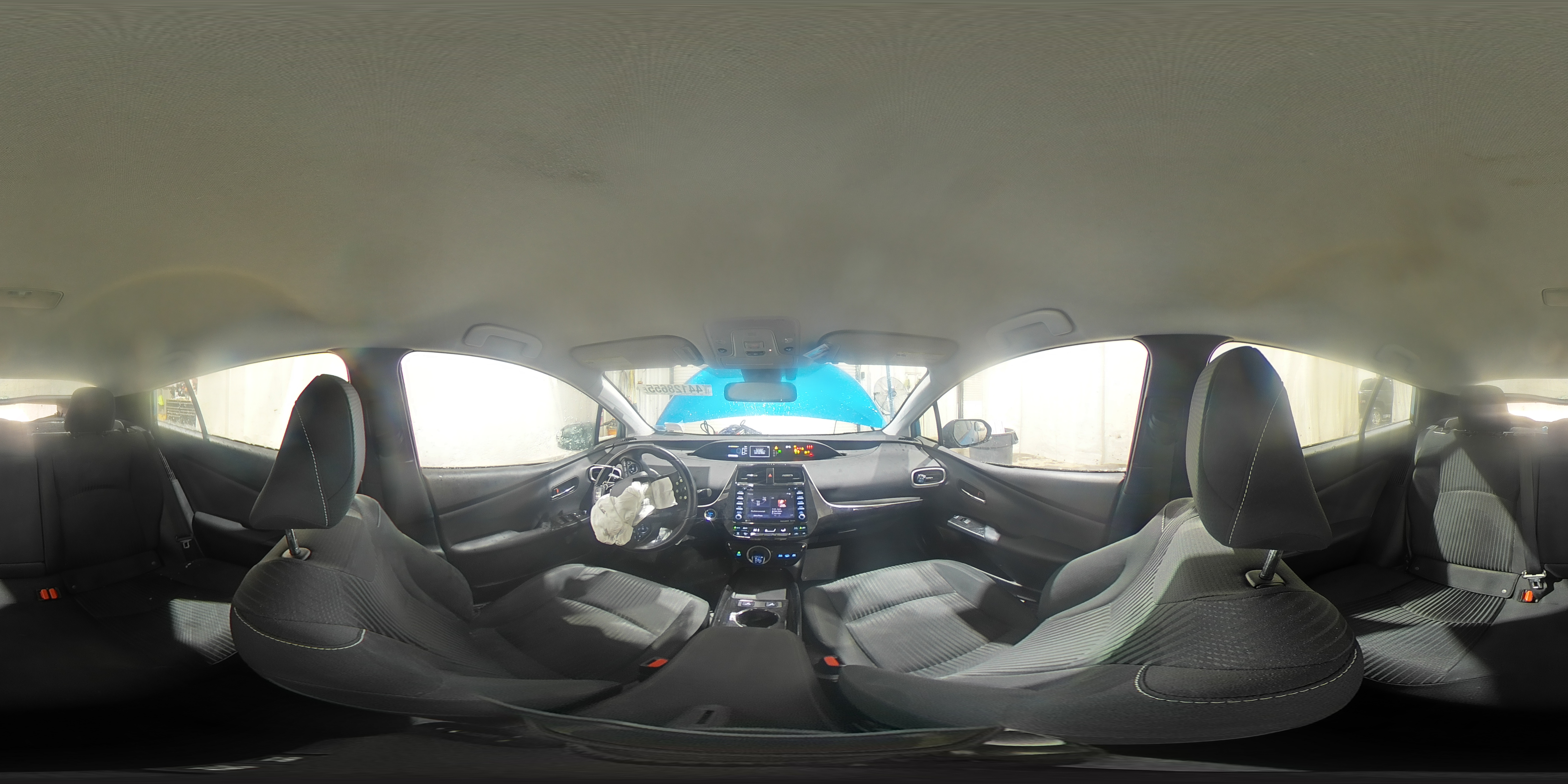 2021 Toyota Prius - Image 14