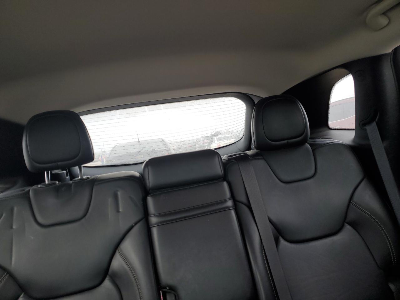 2016 Jeep Grand Cherokee - Image 10