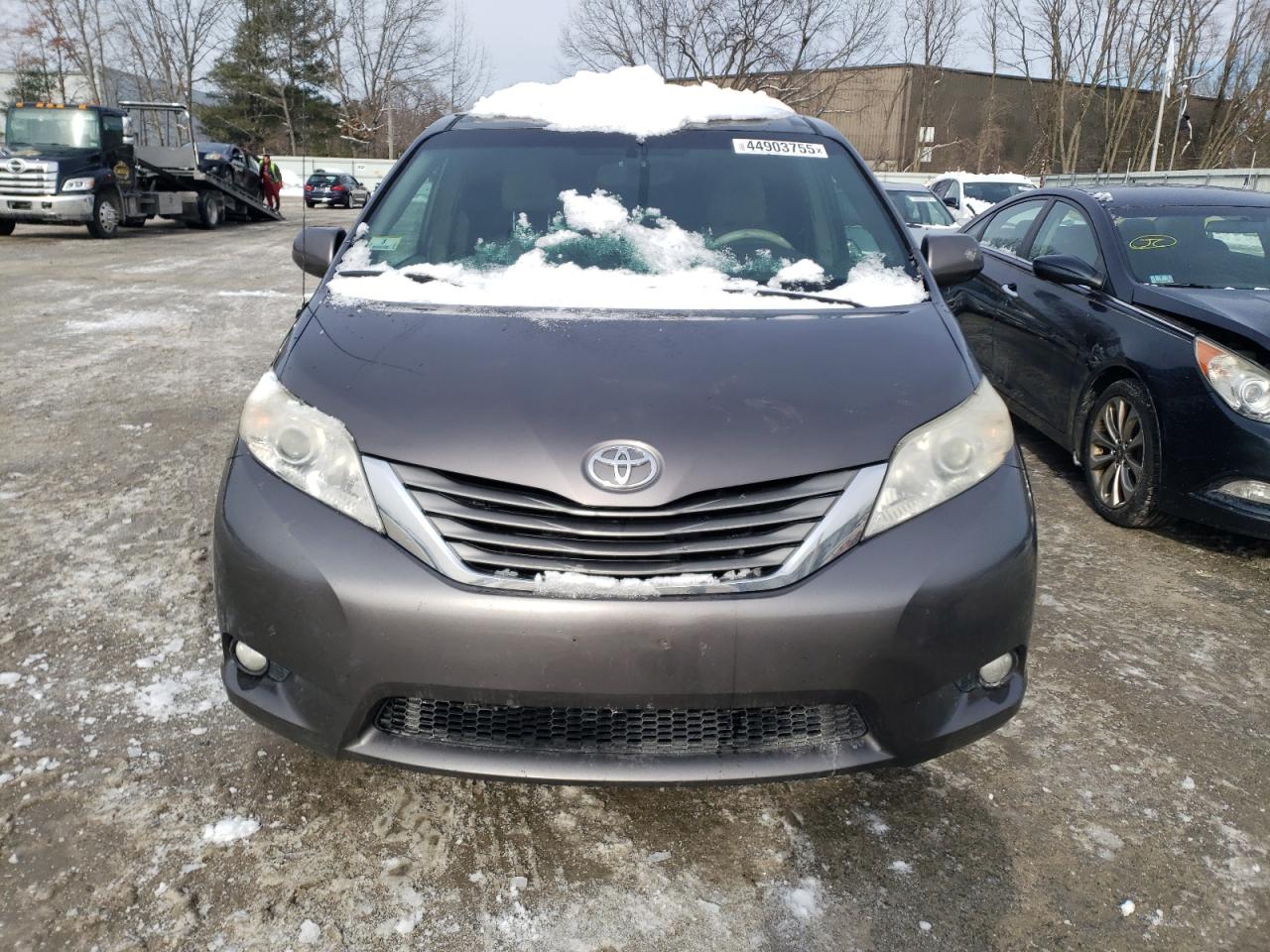 2013 Toyota Sienna - Image 5