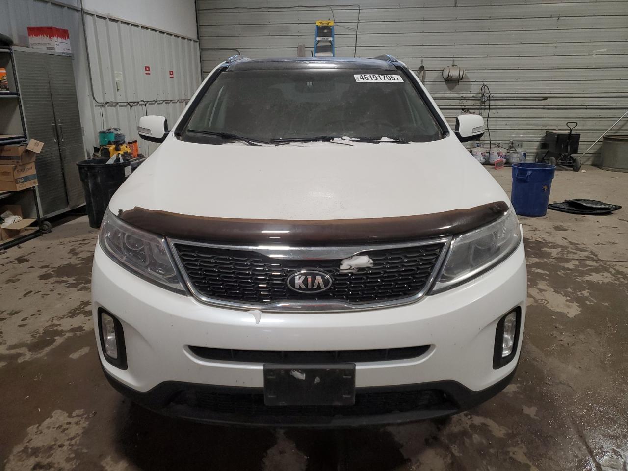 2014 Kia Sorento - Image 5