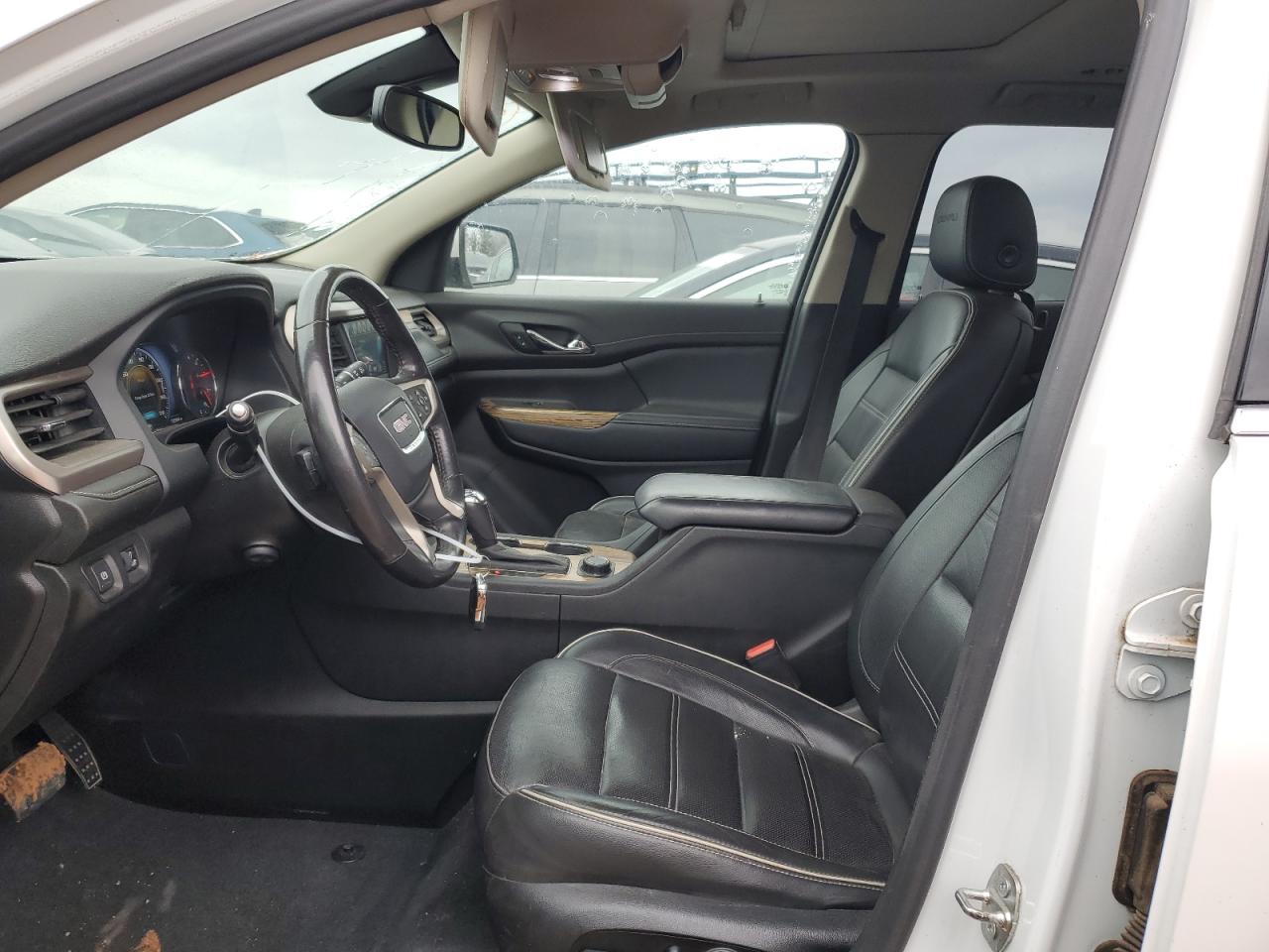 2019 GMC Acadia - Image 7