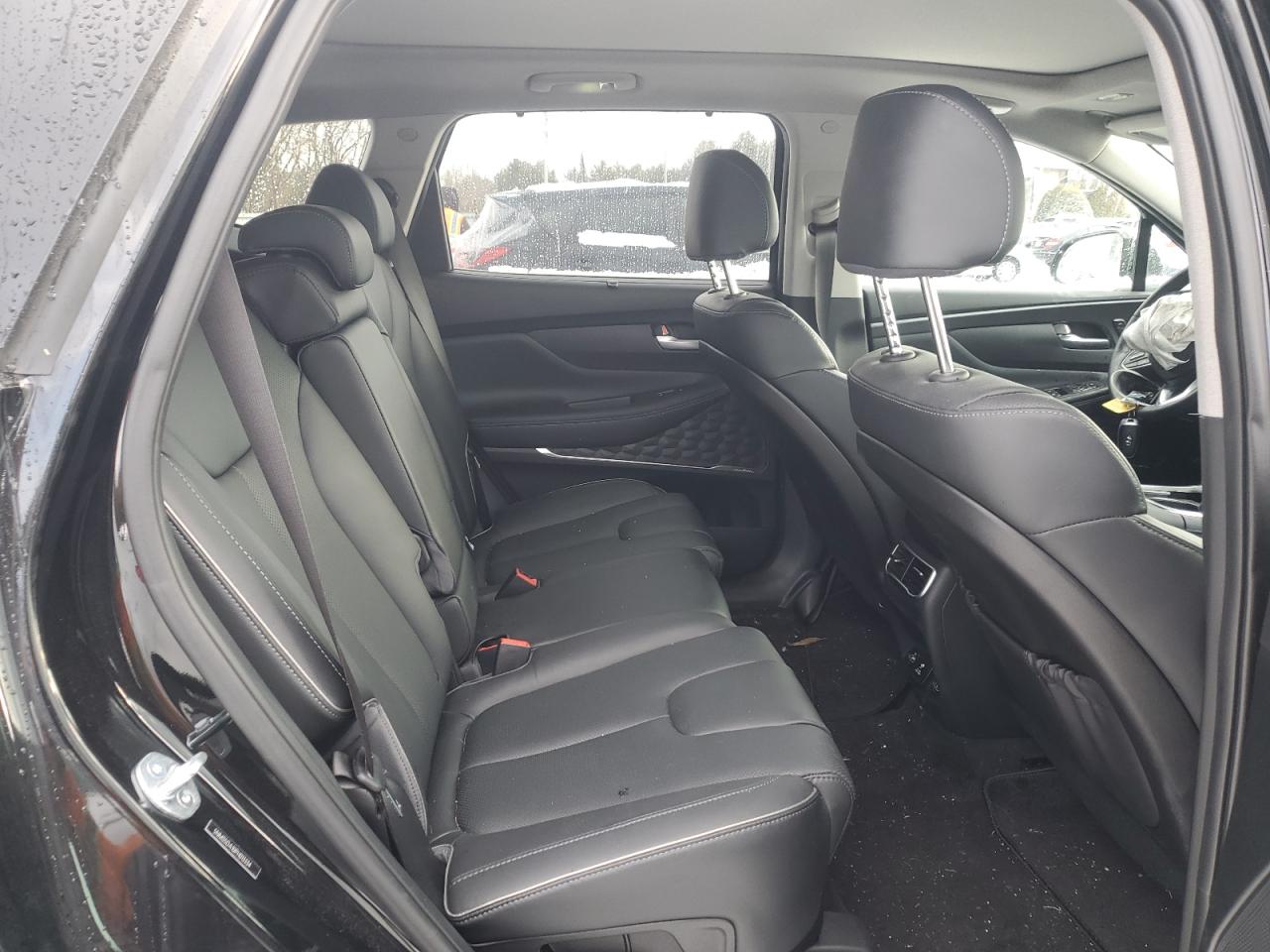 2023 Hyundai Santa Fe - Image 11