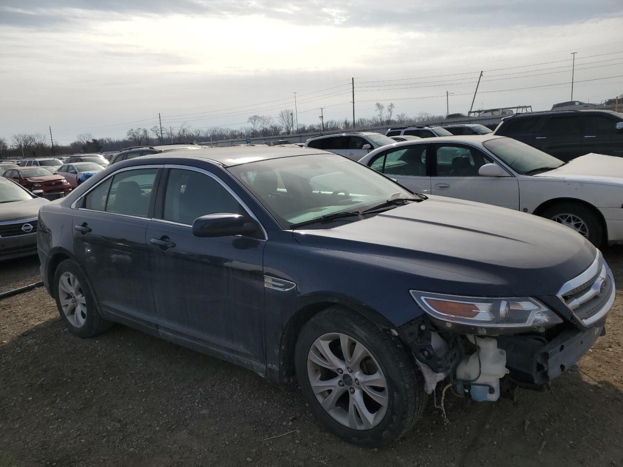 2012 Ford Taurus - Image 4