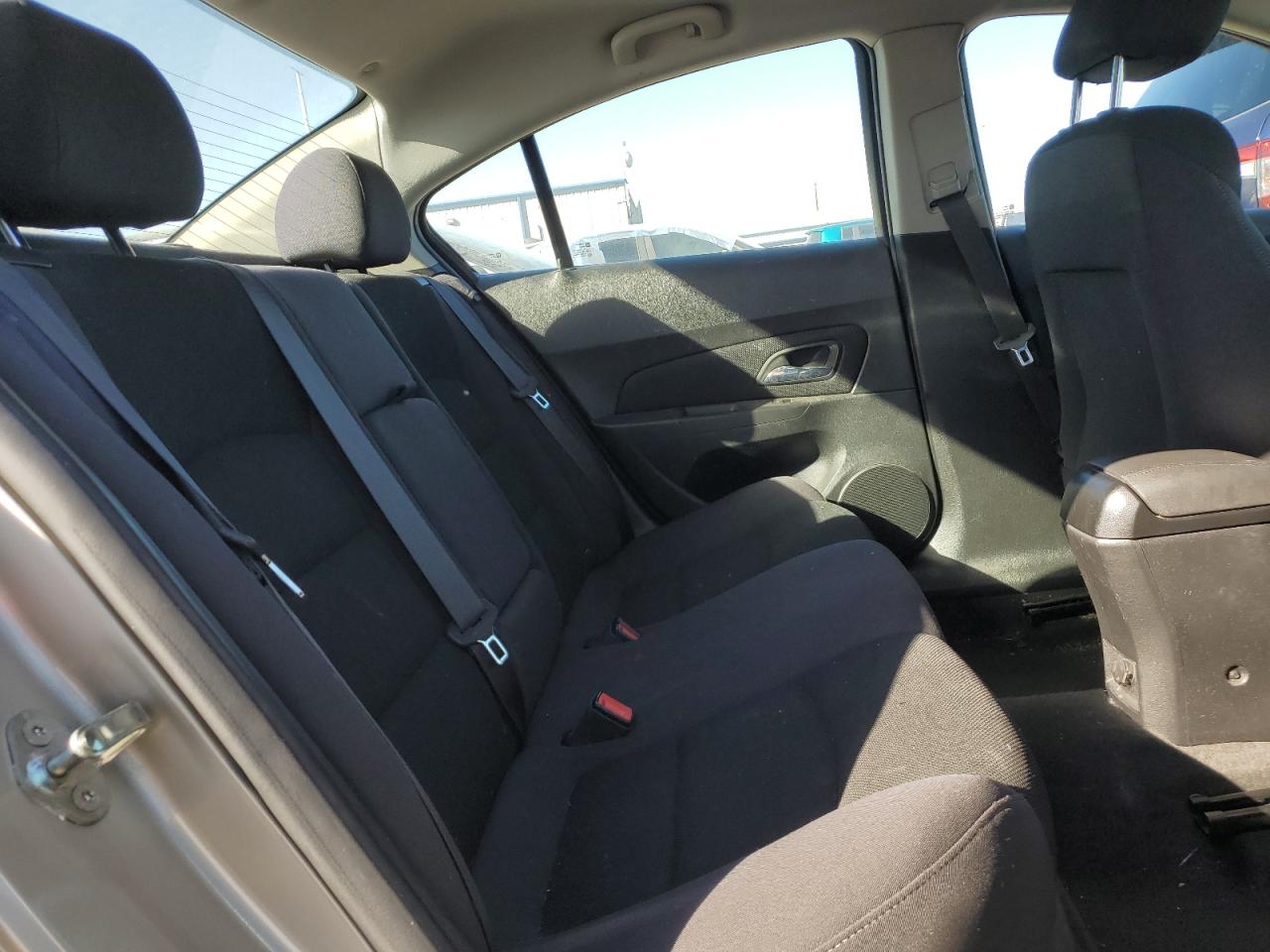 2014 Chevrolet Cruze - Image 10