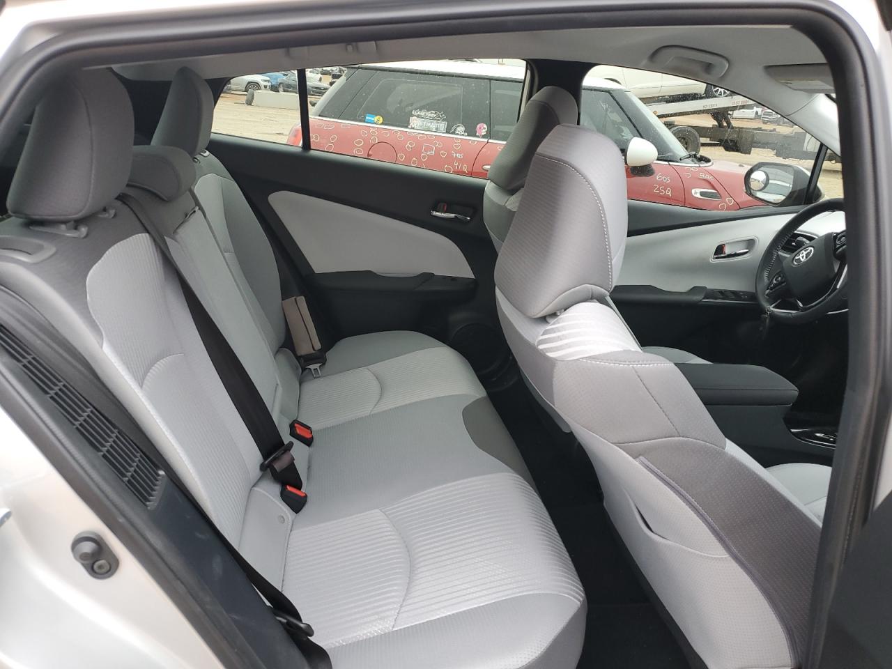2021 Toyota Prius - Image 10