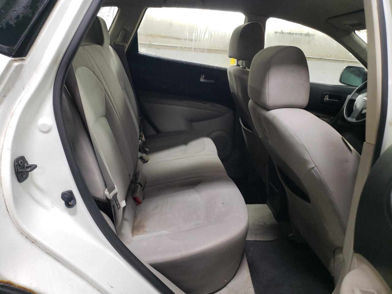 2011 Nissan Rogue - Image 10
