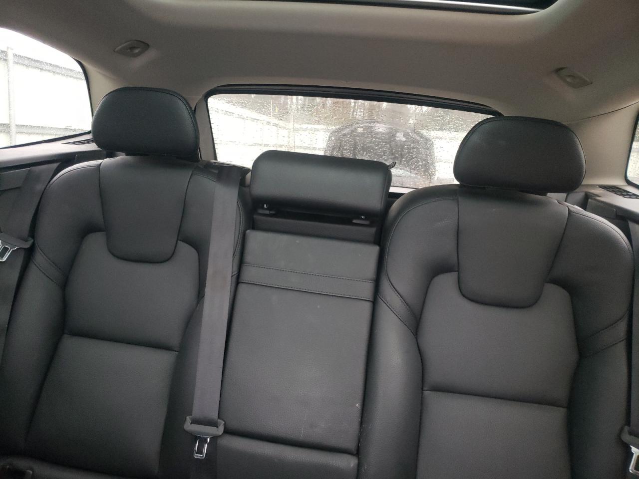 2019 Volvo XC60 - Image 10