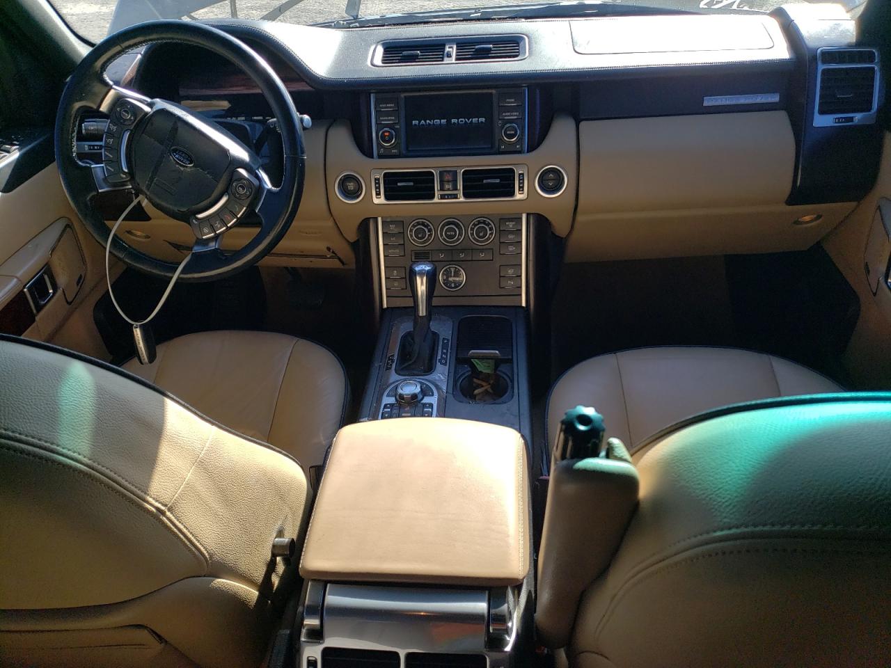 2011 Land Rover Range Rover - Image 8