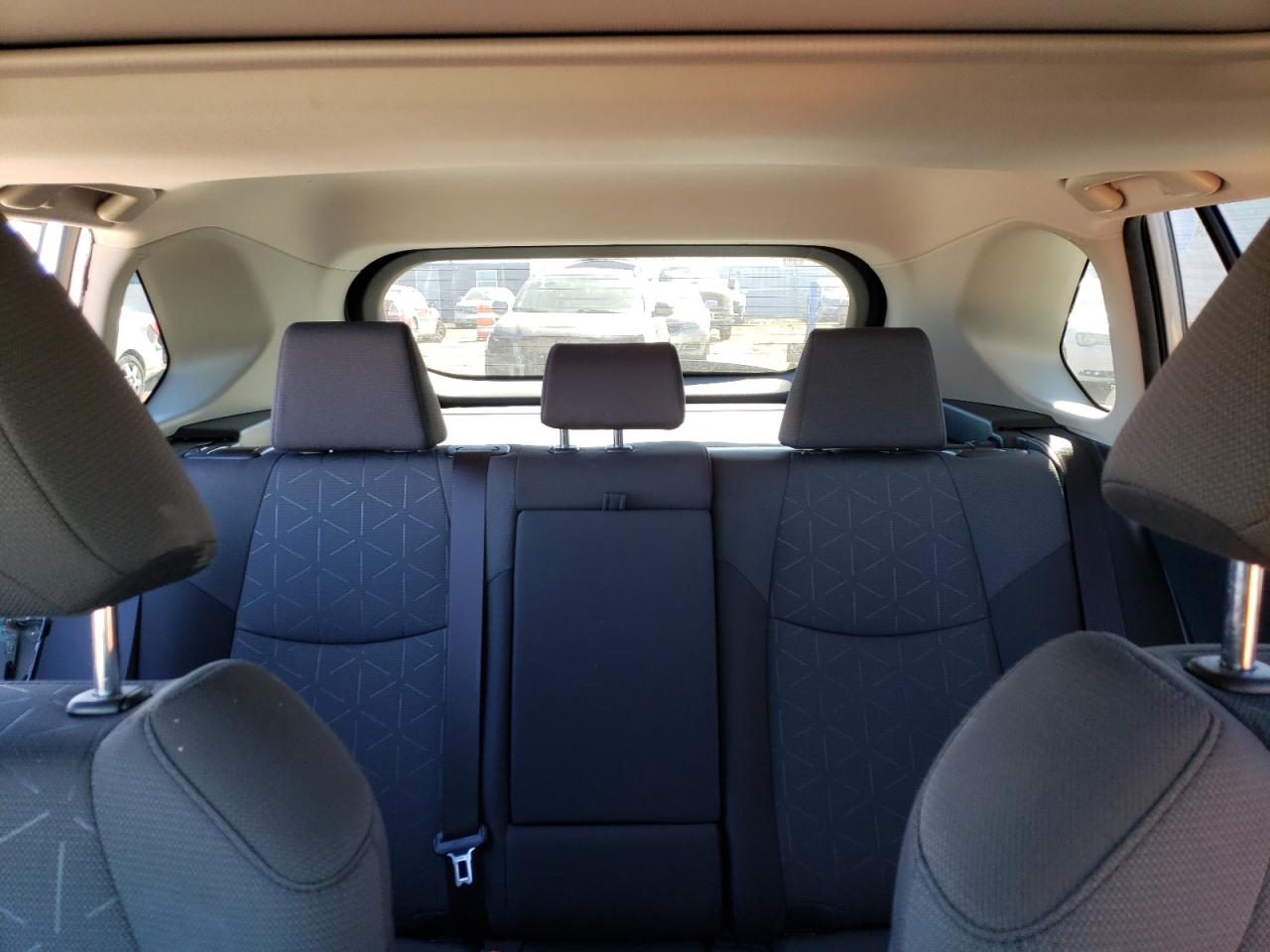 2019 Toyota RAV 4 - Image 10
