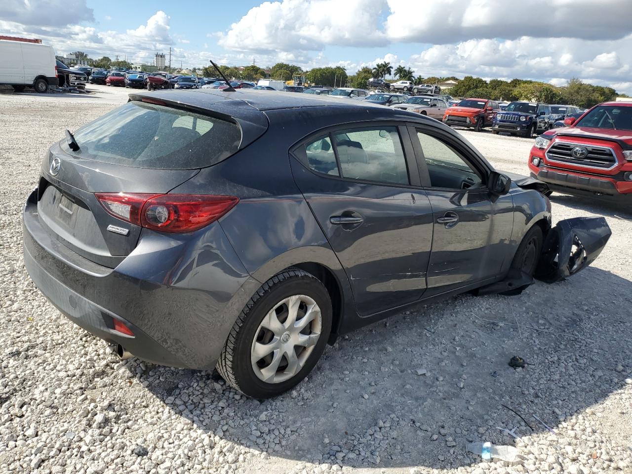 2016 Mazda 3 - Image 3